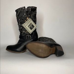Frye Ilana Deco Cowgirl Boot Size 9